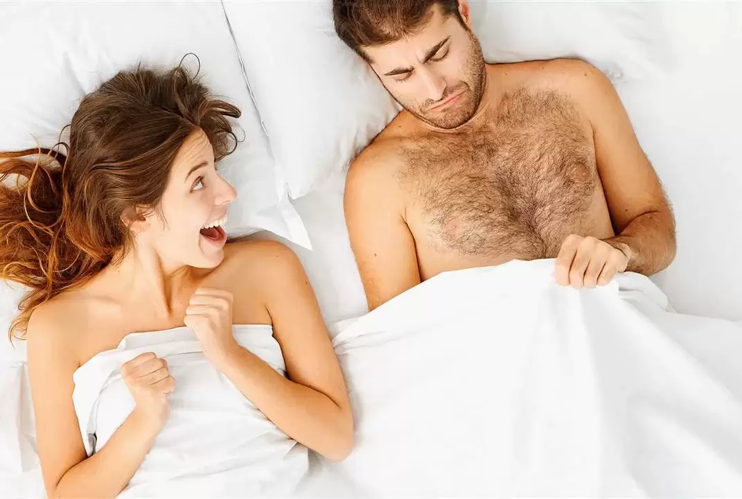 Uno de los beneficios de agrandar el pene de un hombre es satisfacer a su pareja sexual. 